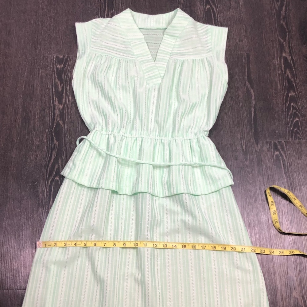 Vintage 1970’s Peplum Dress - Picture 8 of 9